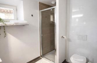 Sous les platanes - Photo 19