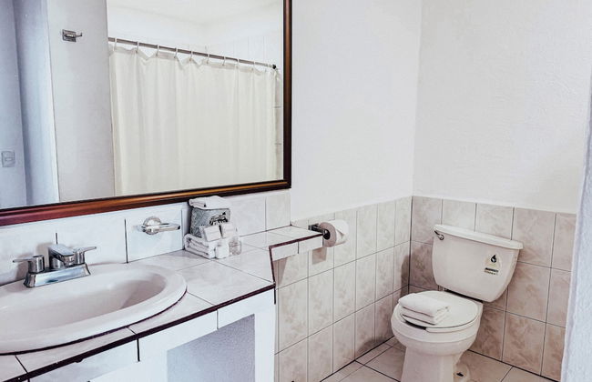 Hotel Tropicana - Near Olas Altas Street - Foto 35