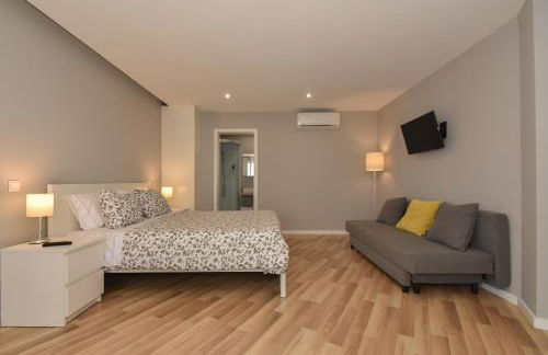 Oporto Bernardes Studios - Heroismo - Foto 12