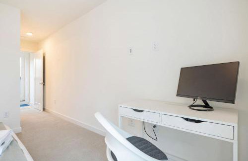 Perch - Winslow Place - Photo 30