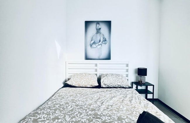 7 private Rooms in a spacious Villa - Foto 33