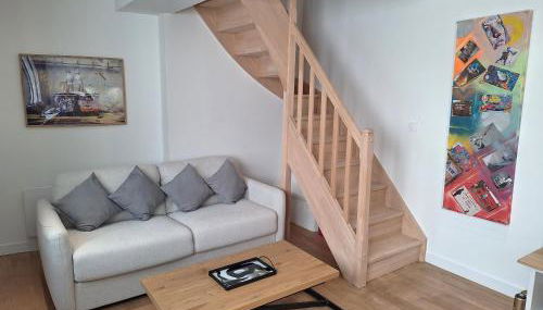 La Maisonnette Notre Dame - Terrasse privative - Hypercentre - 50m Bords de Loire - 4 personnes - Foto 2