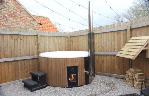 Luxury Barn With Private Wood-Fired Hot Tub - Foto 16