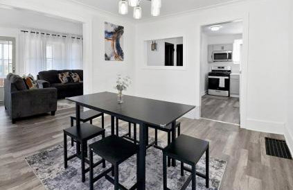 Save 50 percent on 30 or more Days! 3BR by UofR & ROC NY Airport - Foto 2