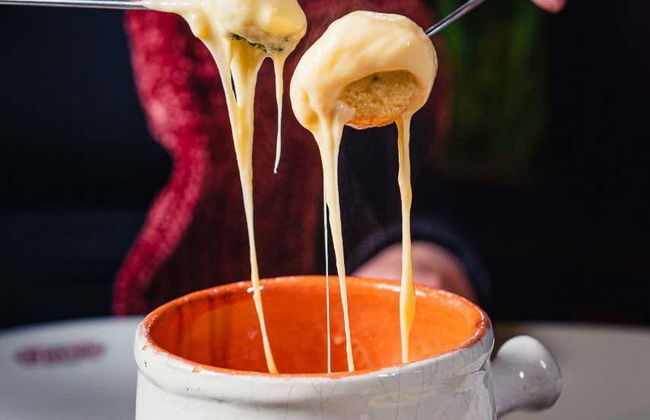 Comida o cena de fondue en el restaurante Casa Di Pietro - Foto 2