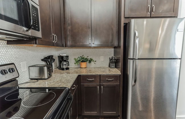 Couple's Retreat Near Vanderbilt University! - Foto 8