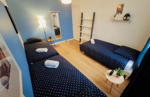 DisneyLand - Paris 20 min - Parking - 8 personnes - Foto 10