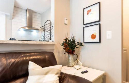 New! Luxury 1BR Flat near Downtown Mount Clemens - Foto 24