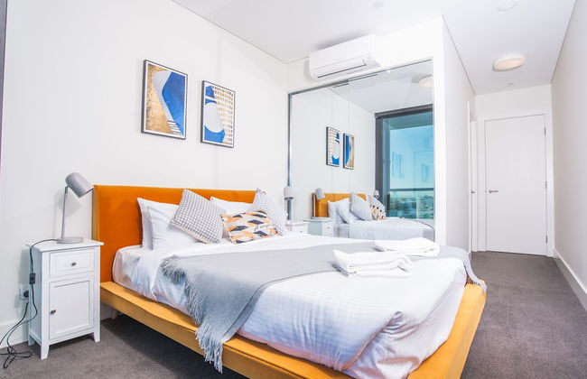 Luxury 2bed2bath APT @opaltower +view - Photo 2