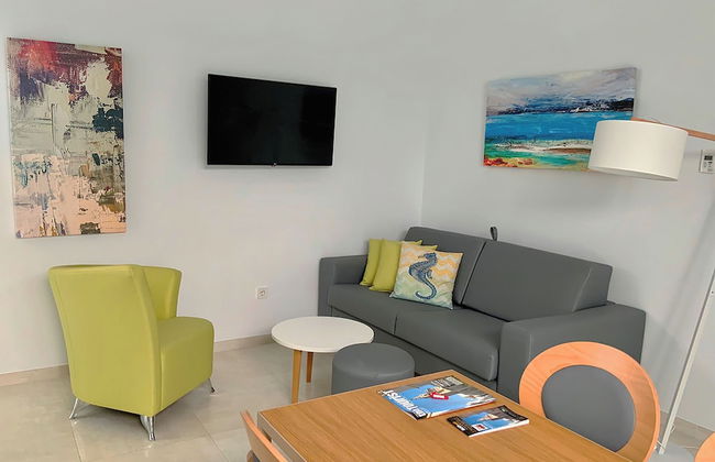 Feelathome Rivero Apartments - Photo 45