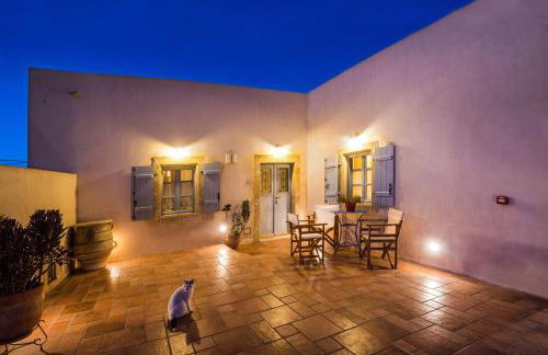 Celestia Traditional Houses - Photo 1