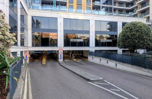 One bedroom apartment with balcony and concierge , station and shops 2min walk - Foto 23