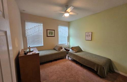 Home away from Home - Photo 14