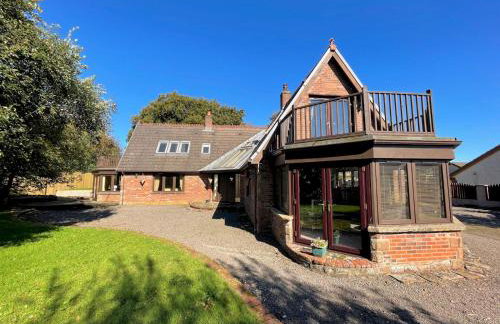 Beautiful 5BR House near Gretna Green with Garden - Pass the Keys - Photo 55