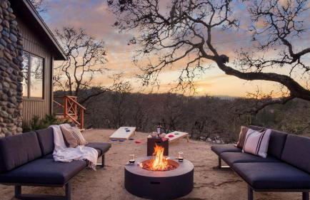 3.5-Acre 5BDR Rereat w Views Pool Hot Tub Fire Pit Gable by AvantStay - Foto 4