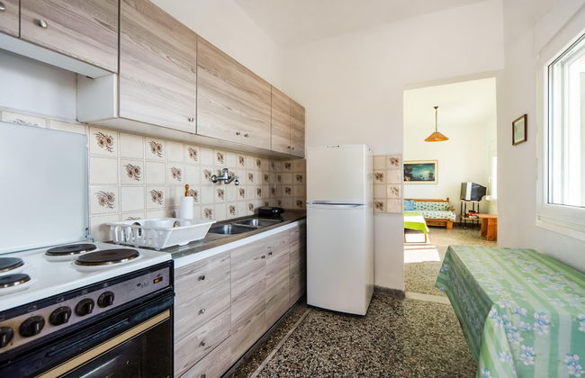 Seaside Holiday Home With Balcony - Foto 13