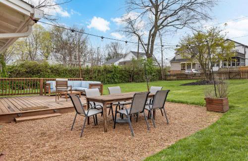 Space Cowboy - Huge yard, Firepit, close2downtown - Foto 4