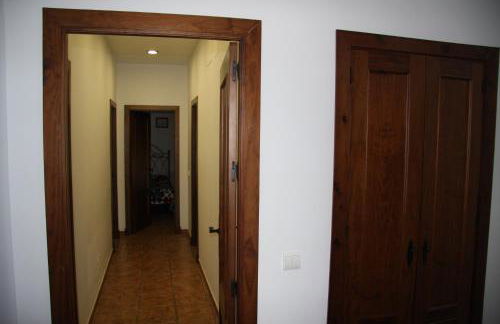 Moderno y amplio chalet, con piscina privada - Foto 25