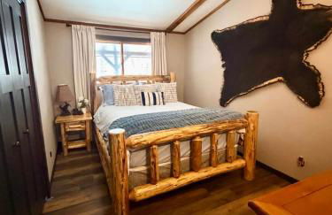 Paddler's Paradise Cabin with Direct Trail Access! - Foto 14