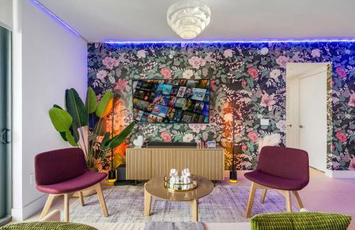 Stunning Lux 2 Bed 2 Bath with Panoramic View from Balcony - Foto 3