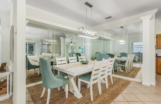 Sunshine Daydream Our Beautiful Monthly Pool Home! 3 Bedroom Home by RedAwning - Foto 6