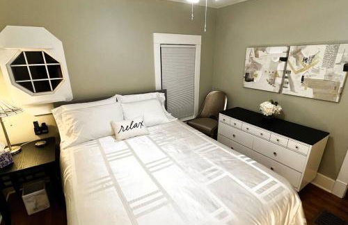 Fiesinger House - Private 3-bd Unit in Historic Home, Downtown Sandusky - Foto 17