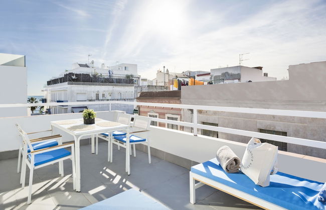 Sitges Group Blue and White - Photo 73