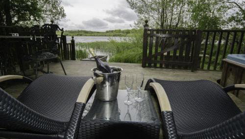 Fieldfare Lodge with Hot-tub - Foto 4