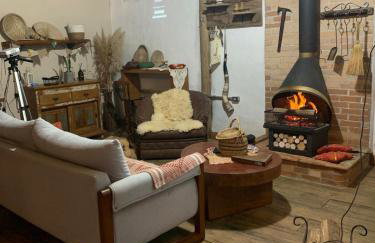 Casa de Campo Paraibuna com Lareira e Fogo de chão - Foto 10