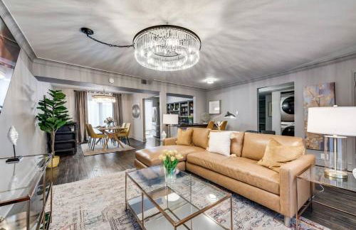 Spacious 2-Bed Dallas Condo Patio Resort Pool - Foto 1