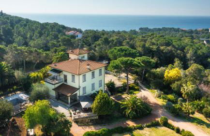 VILLA GAIUS 8&2, Emma Villas - Foto 1