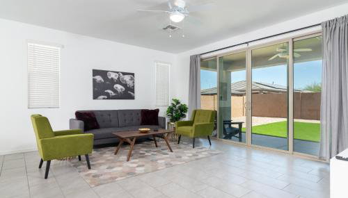 Stylish & Bright Gem ~ King/Queen Beds ~ Backyard! - Foto 4