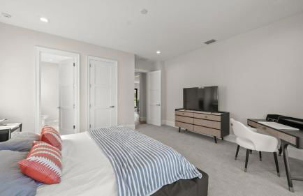 Waterfront Luxury Estate with Private Dock Lighthouse Point - Foto 37