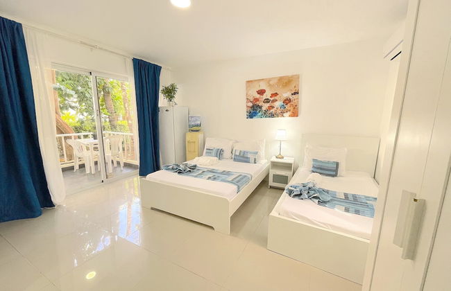 Relax Studios Deluxe POOL WIFI BEACH - Photo 6