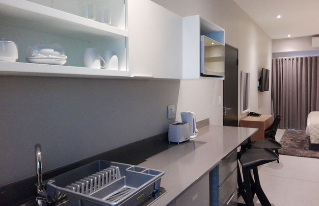 Mint Hotel Rosebank - Photo 21