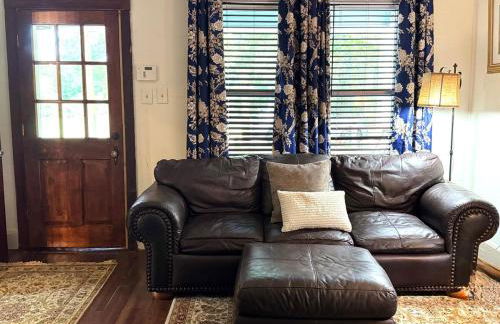 Country Retreat with ponds-views-porches & pups - Foto 41