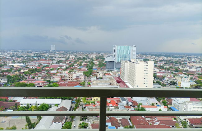 Simply Look And Cozy Studio At De Prima Apartment - Photo 6