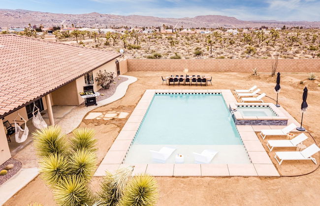 Flora by Avantstay Modern Private Desert Oasis on Large Grounds w Pool Bocce Ball - Foto 6