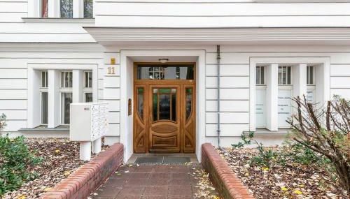 glorious cloud apartment - Photo 5