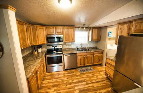 Gigi's Spacious Lakefront with Boat Ramp Access!! Newly Remodeled, Sleeps 8! - Foto 25