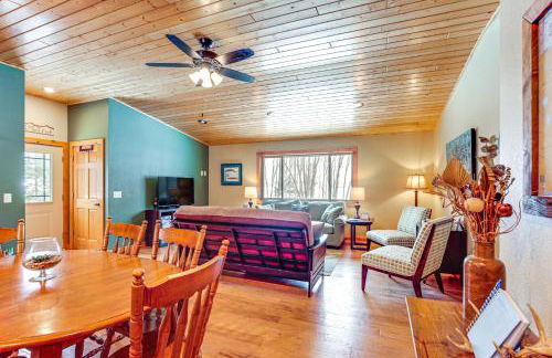 Private Dock, BBQ Ready Lakefront Fifield Home! - Foto 9