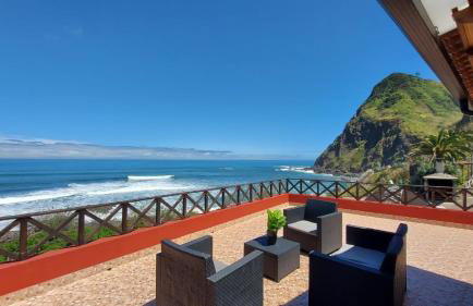 Maiata Beach House by Holiday Rental Madeira - Photo 5