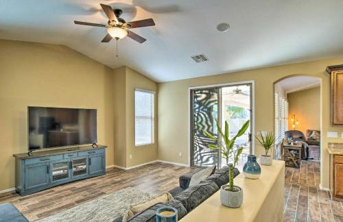 4 Mi to Surprise Stadium! Snowbird Haven with Pool - Foto 16