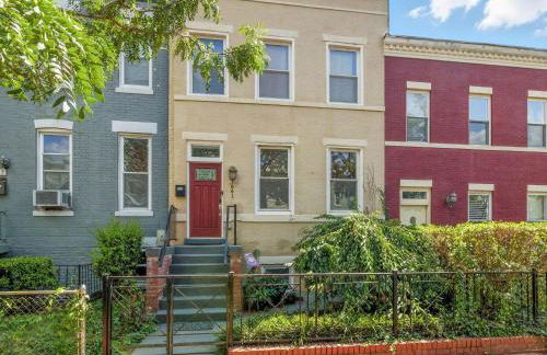 Cozy 2BR Flat - Walk to METRO Union Market - Foto 6