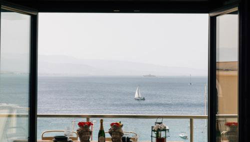 Luxury Apartment - Photo 5