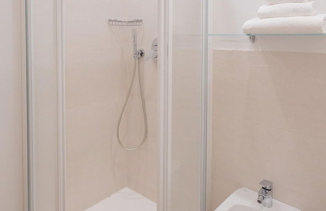 Valarin Roma Luxory Apartment Wellness - Foto 27