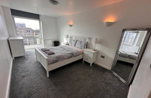 City Centre Free Secure Parking - Photo 2