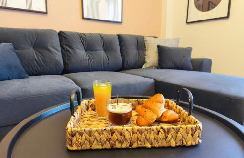 Cosy apartment next to Larissa station 100Mbps & Balcony - Foto 6