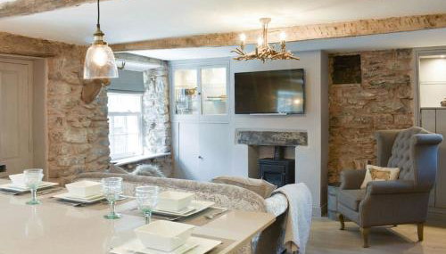 no 8 main street - Foto 2