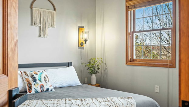 Laker's Pointe by Avantstay Lakefront Private Peninsula Hot Tub, Game Room - Photo 4, Room